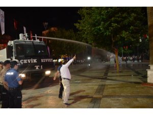 Gerginlik çıkaran taraftarlara TOMA’lı müdahale