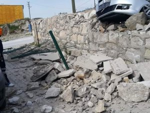 Otoparkın duvarına çarparak durabildi