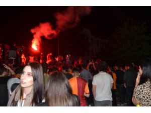Bilecik sokakları GS’nin şampiyonluğu sonrası felç oldu