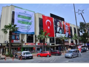 Başkan Uygur, personel sayısı ve maaşlarını açıkladı