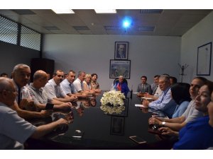 Adana Havalimanı 4 yıldır karda