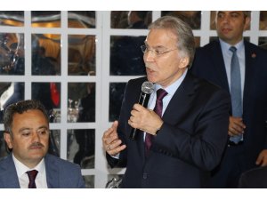 Şahin, “Karabük’te AK Parti olarak başarılı olduğumuzu iddia edemeyiz”
