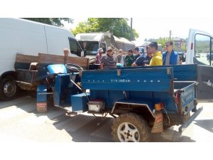 Düzce’de patpatlar çarpıştı: 2 yaralı