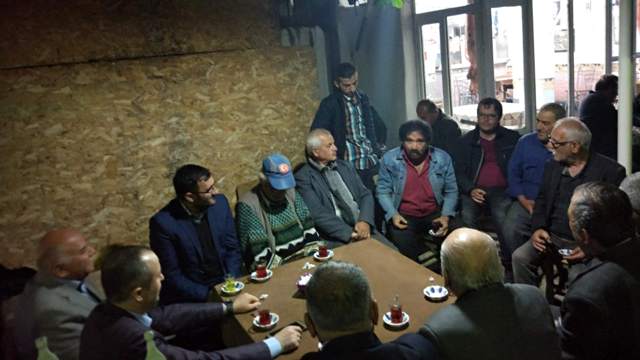 Kaymakam Bayraktar, mahalle sakinleriyle buluşuyor