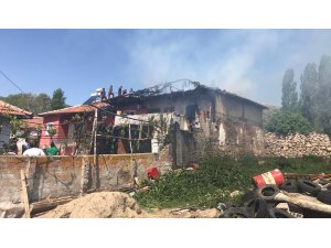 Sorgun’da ev yangını