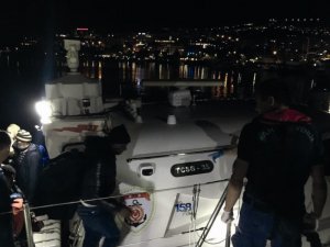 Kuşadası 2 ayrı operasyonda 38’i çocuk 79 kaçak göçmen yakalandı