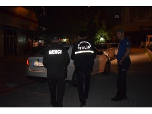 Minibüsten ateş açıp kaçtılar: 1 yaralı