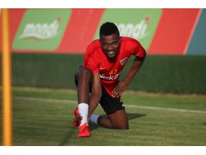 Kayserispor Mensah için teklif yaptı