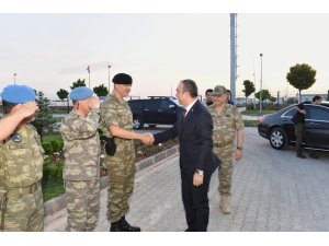 Vali Soytürk Mehmetçikler ile iftarda bir araya geldi