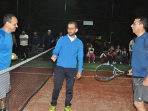 Jandarma tenis turnuvası başladı