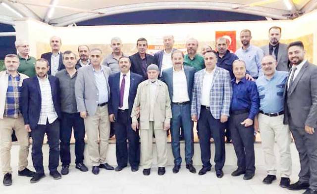Esnaflar iftar yemeğinde buluştu