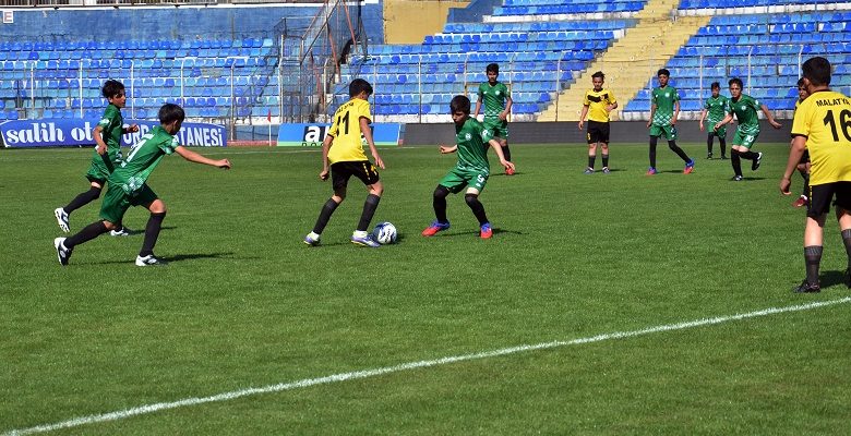 U 13 Futbol Altyapı Gelişim Projesi Futbol Turnuvası 2. Kademe Maçları Konya’da