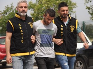 Çelik kasayı içindeki 30 bin lirayla çaldılar