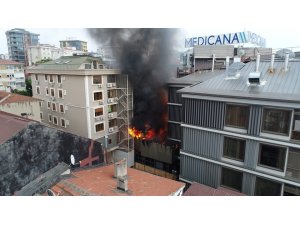 Kadıköy’de hastanede yangın paniğinin havadan görüntüleri ortaya çıktı