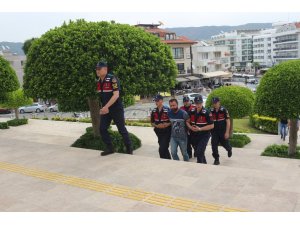 Cezaevi firarisi suç makinesi zanlı jandarmadan kaçamadı