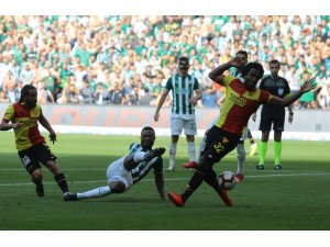 Lima Bursaspor’dan ayrıldı