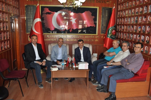 Emekli albaydan gazilere ziyaret