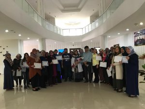 Karapınar'da kursiyerler belgelerini aldı