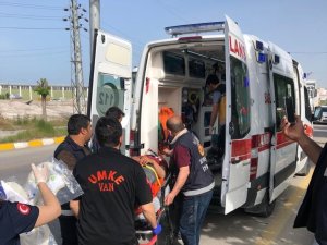 Van’da trafik kazası; 2’si ağır 5 yaralı
