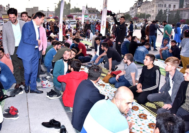 Kılca: Umuyorum ki İslam coğrafyasındaki acılar bir an önce biter