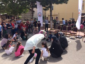 Derebucak'ta okul dışarıda günü etkinlikleri