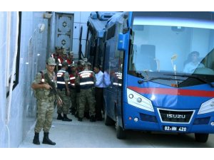 FETÖ’cülerin cezaları onandı beraatleri bozuldu