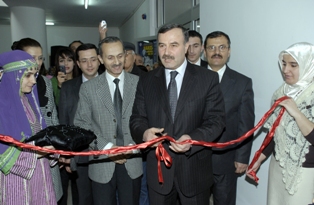 Büyükşehir Belediyesi, KOMEK sergisi açtı