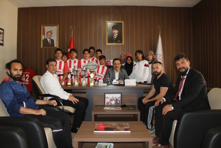 Sporculardan Ersöz’e ziyaret