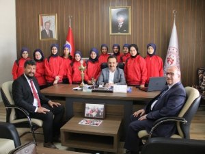 Şampiyon sporculardan ziyaret