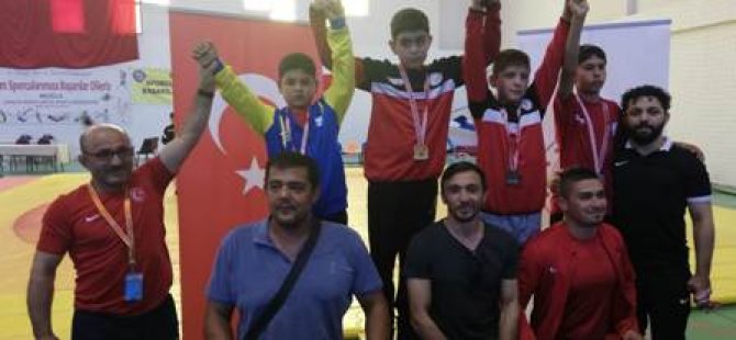 Meram Belediyesporlu güreşçilerden başarılı sonuçlar