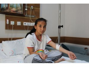 Parkta oynayan küçük kıza elektrik çarptı