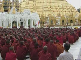 Myanmar'da ABD'liye sahte belge cezası