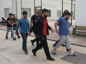 Torbacının evinden çelik yelek çıktı