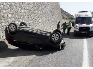 Adıyaman’da otomobil takla attı: 2 Yaralı