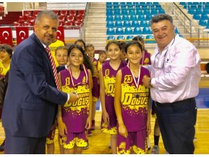 10 Yaş Altı Basketbol Şampiyonası sona erdi