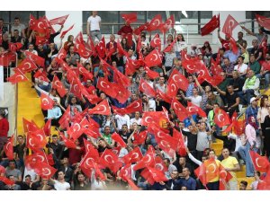 Milliler, Sivas’ta 3-0 galip geldi
