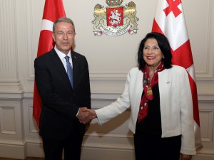 Milli Savunma Bakanı Akar, Gürcistan'da