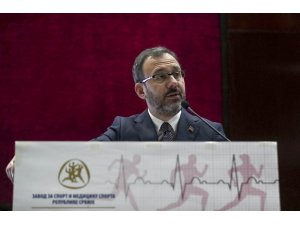 Bakan Kasapoğlu’ndan milli cimnastikçilere tebrik