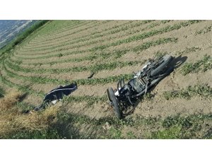 Motosikletle başka bir motosiklete çarpan 18 yaşındaki genç öldü