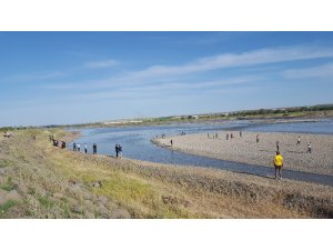 15 gün önce askerden gelen genç Dicle Nehri’nde boğuldu