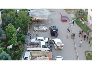 Bin polisli uyuşturucu operasyonu drone ile böyle görüntülendi