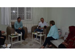 Vali Atik, yaralanan güvenlik korucusunu ziyaret etti