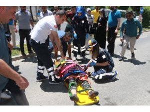 Otomobil yayaya çarptı: 1 yaralı