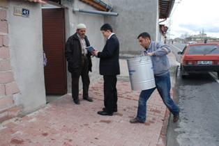 Karatay'da müstakil evlere çöp kovası