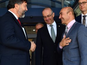 Büyükşehir’de diplomasi geçidi