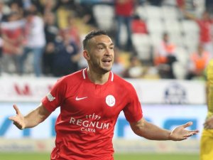 Başakşehir’de kadroda büyük revizyon başlıyor