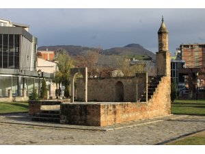 Prizren’de Namazgah Camisi’ne çirkin saldırı