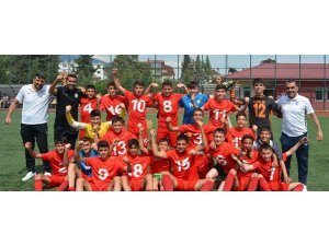 Amed Sportif Faaliyetler U14’te şampiyon oldu