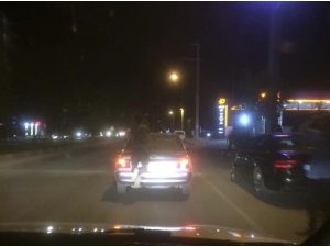 Karayolunda tehlikeli yolculuk
