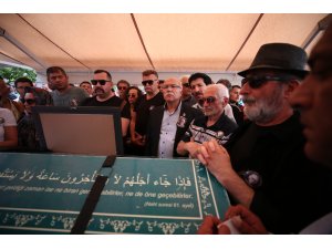 Eşref Kolçak son yolculuğuna uğurlandı